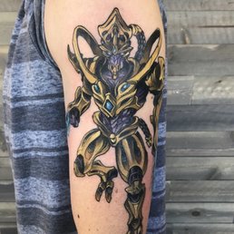 Tattooed by Bare, Starcraft 2 themed Zealot. Tattooed by Bare, Starcraft 2 themed Zealot.