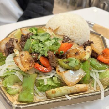 Pho Viet Cali - F6. Shaking Beef ( Fillet Mignon ) / Cơm Bò Lúc Lắc - Vietnamese Near Me - Reseda, California Pho Viet Cali - F6. Shaking Beef ( Fillet Mignon ) / Cơm Bò Lúc Lắc - Vietnamese Near Me - Reseda, California