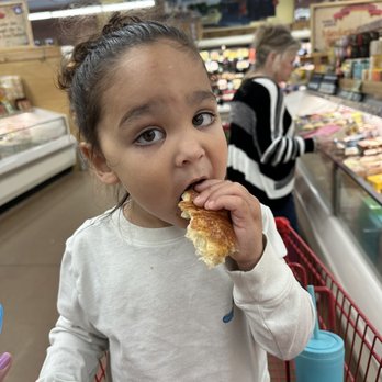 Trader Joe's - Grocery Near Me - Fort Worth, Texas Trader Joe's - Grocery Near Me - Fort Worth, Texas