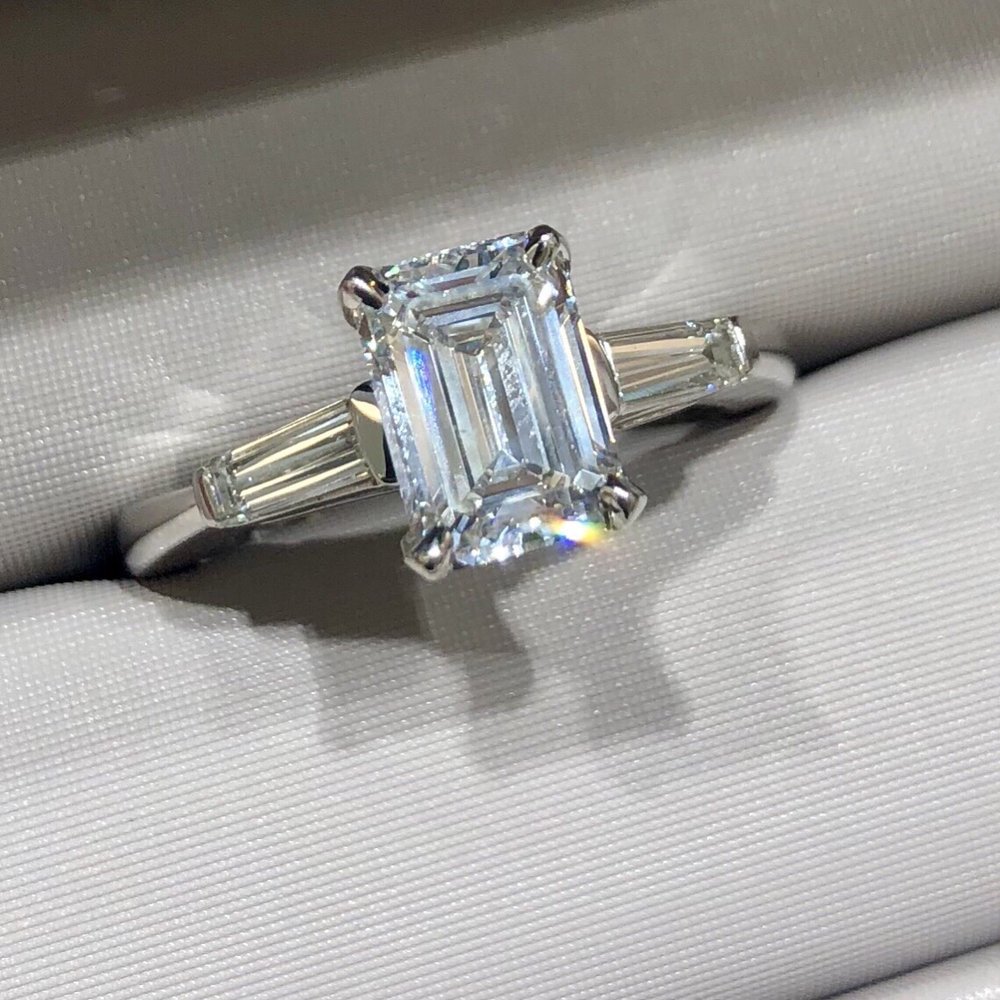 The ring! The ring!