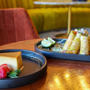 Tabu Bar - Lounges Near Me - Tucson, Arizona