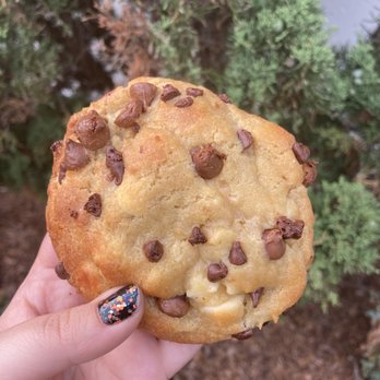 lets get baked cookies - Chocolate Macadamia - Bakeries Near Me - New Bedford, Massachusetts lets get baked cookies - Chocolate Macadamia - Bakeries Near Me - New Bedford, Massachusetts
