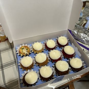 Nothing Bundt Cakes - Bundtlet Bundle missing icing and looked to be eaten - Bakeries Near Me - Tustin, California Nothing Bundt Cakes - Bundtlet Bundle missing icing and looked to be eaten - Bakeries Near Me - Tustin, California