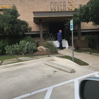 DJ's Bar and Grill - Picking Up Takeout from a Favorite During COVID-19. - Sports Bars Near Me - San Antonio, Texas DJ's Bar and Grill - Picking Up Takeout from a Favorite During COVID-19. - Sports Bars Near Me - San Antonio, Texas