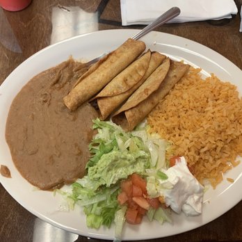 La Popular Mexican Restaurant & Bakery - Flautas, rice, and beans. - Mexican Near Me - Converse, Texas