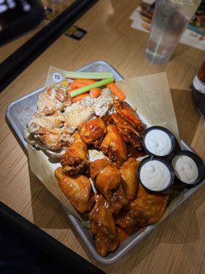 Buffalo Wild Wings by null