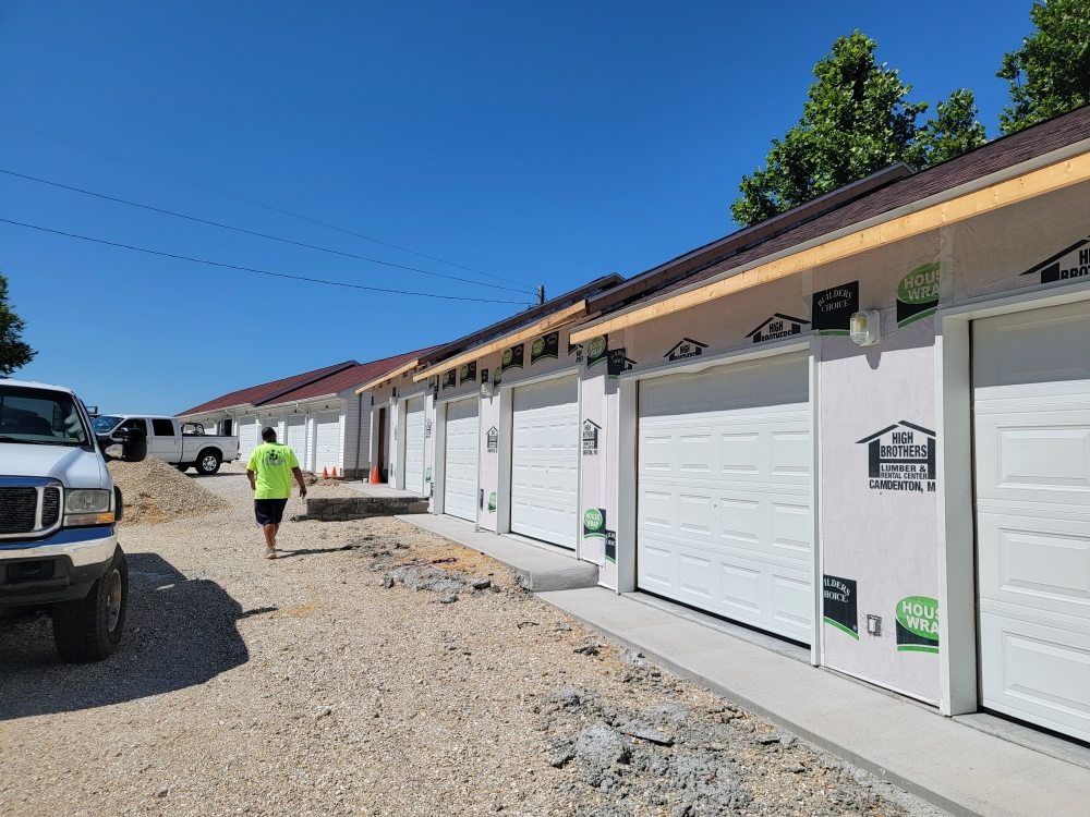 Slide of Pure Country Builders