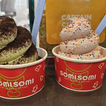 Somisomi - Matcha with oreo crumbles and cookies and cream - Ice Cream & Frozen Yogurt Near Me - San Mateo, California