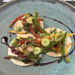 Restaurante Tomayo - Shrimp tacos. Flavorful and beautiful!