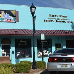 Ritz And Glitz In The Square