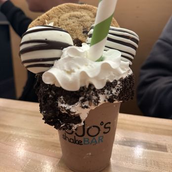 JoJo’s Shake Bar - River North - Diners Near Me - Chicago, Illinois