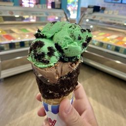 GREAT AMERICAN COOKIES & MARBLE SLAB CREAMERY - Updated August