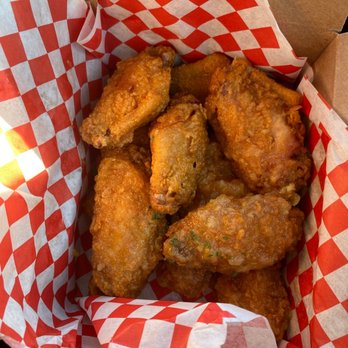 Vons Chicken Waimalu - Crispy Shoyu Crispy Garlic - Chicken Wings Near Me - Aiea, Hawaii
