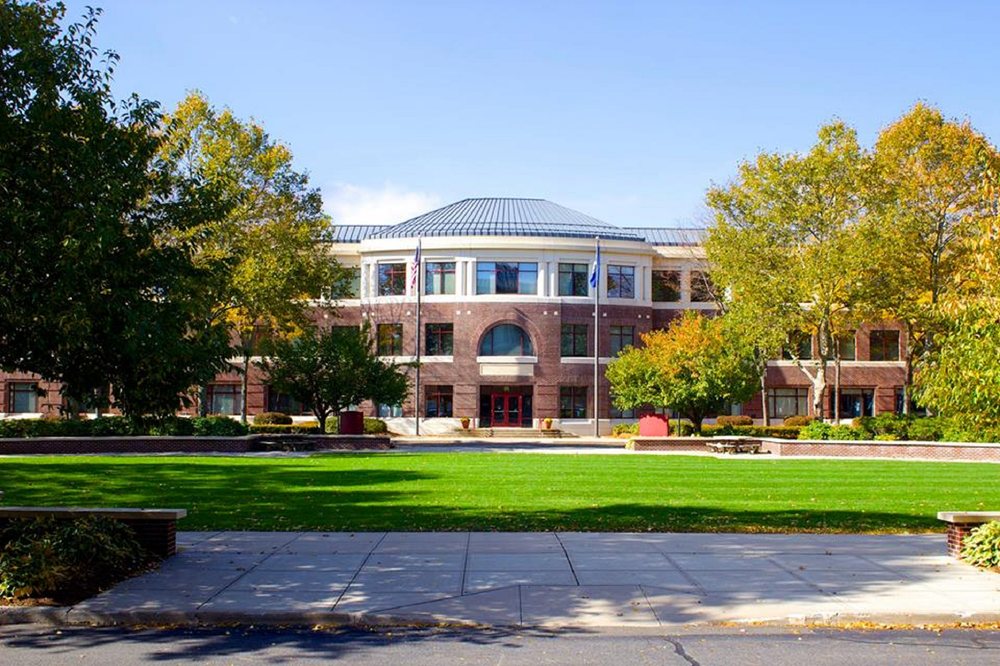 Nirenstein Horowitz & Associates - grief counselor in Glastonbury, CT