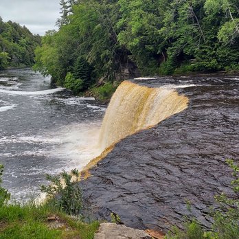 Tahquamenon Falls State Park - Parks Near Me - Paradise, Michigan
