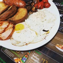 The Falls Road on Victoria - The most traditional Irish breakfast in town each weekend, all day long.
