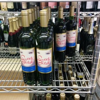 Warehouse Beverage - a rack of wine bottles - Beer, Wine & Spirits Near Me - Cleveland, Ohio Warehouse Beverage - a rack of wine bottles - Beer, Wine & Spirits Near Me - Cleveland, Ohio