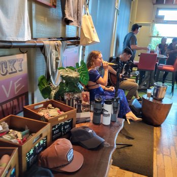 Monkeypod Kitchen by Merriman - Live music - New American Near Me - Kihei, Hawaii
