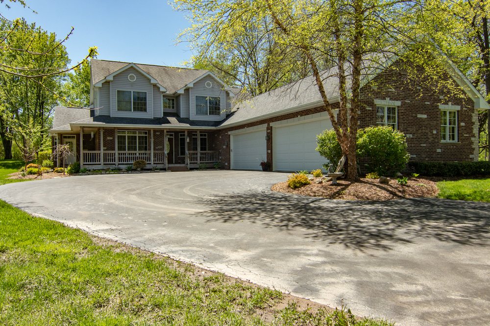 SHERYL AND JOHN PETERSON RE/MAX VALLEY REALTORS 18 Photos Real