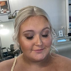 The Glam and Go Key West - Hair and make up