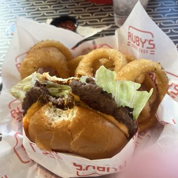 Ruby's Shake Shop - Classic burger with onion rings! Couldn't wait for the first bite! - Burgers Near Me - Reno, Nevada Ruby's Shake Shop - Classic burger with onion rings! Couldn't wait for the first bite! - Burgers Near Me - Reno, Nevada