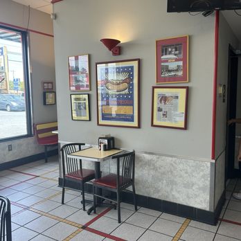 Nu-Way Weiners - Burgers Near Me - Warner Robins, Georgia