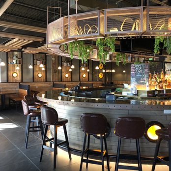 Urban Crab Shack - Cute interior - Seafood Near Me - Parkville, Maryland