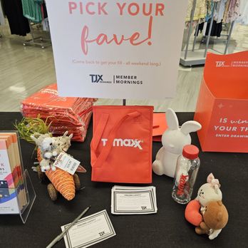T J Maxx - 3.30.25 Member Mornings gifts were a water bottle in a lunch bag! We also entered the drawing and won gift cards! - Department Stores Near Me - Las Vegas, Nevada T J Maxx - 3.30.25 Member Mornings gifts were a water bottle in a lunch bag! We also entered the drawing and won gift cards! - Department Stores Near Me - Las Vegas, Nevada