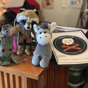Nancy's Cafe - Made new friends, they were out of this world. - Breakfast & Brunch Near Me - Auburn, California