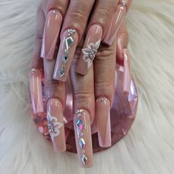 T & Y Nails