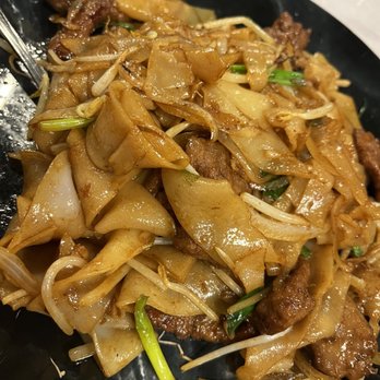 Hong Kong Station - 5. Beef Chow Mein pretty good - Chinese Near Me - Centennial, Colorado