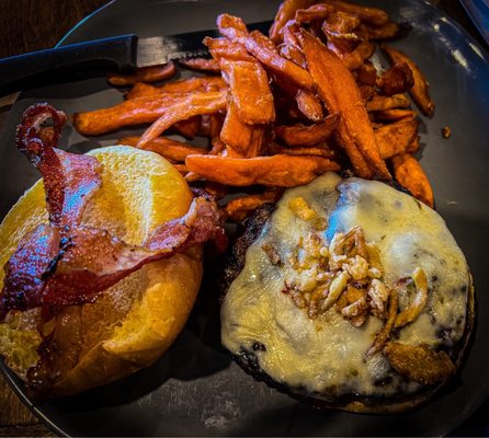 The Local No. 7 by null