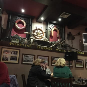 Dom's Pier 1 - Pubs Near Me