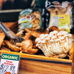 Love Whole Foods Cafe & Market