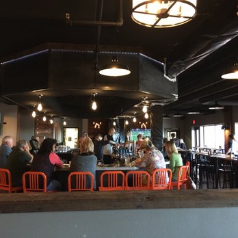 406 Kitchen & Taproom - New American Near Me - Billings, Montana