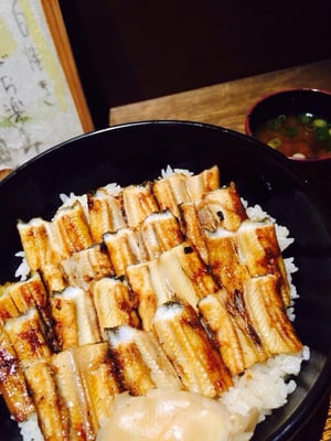 Anagomeshi Ueno あなごめしうえの by null