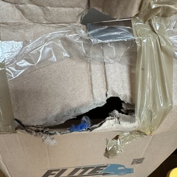 Elite Moving & Storage - complete abuse of boxes which led to beding and cracking - Movers Near Me - Lincolnwood, Illinois