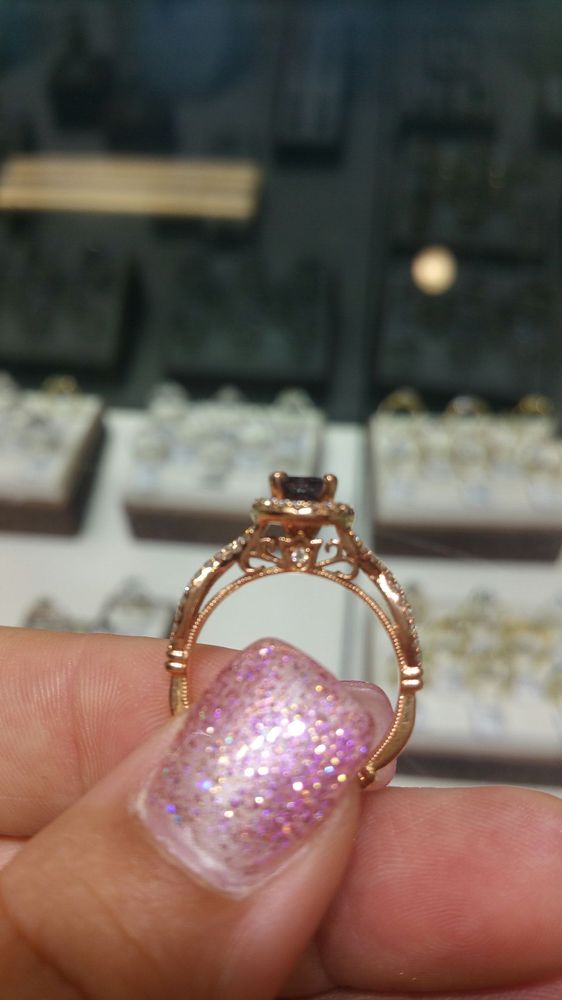 SPECTRUM FINE JEWELRY & EXOTIC GEMS Updated October 2024 20 Photos