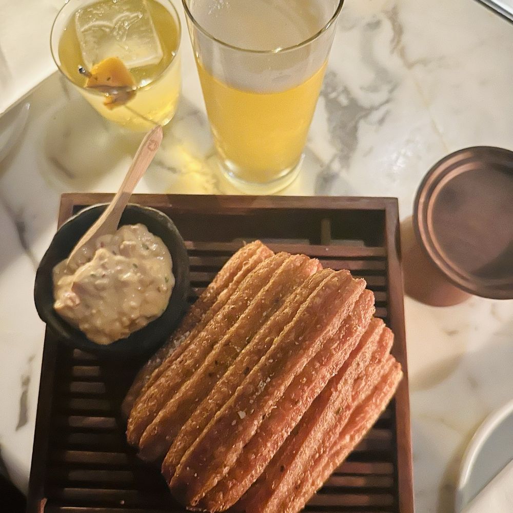 Bar Banane - Cocktail Bars Near Me - Toronto, Ontario