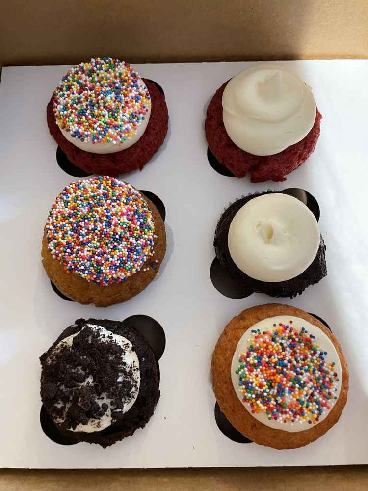 FAVOR DESSERTS Updated September 2024 84 Photos & 90 Reviews 4520