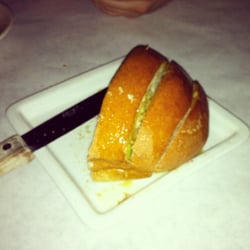 Little italy - Yummy garlic bread