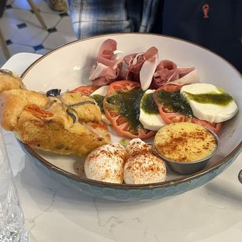The Bloom Lounge - Buongiorno Breakfast Plate - Breakfast & Brunch Near Me - Plano, Texas