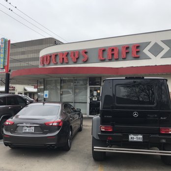 Luckys Cafe - American Near Me - Dallas, Texas Luckys Cafe - American Near Me - Dallas, Texas
