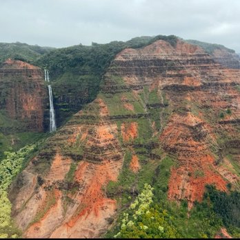 Safari Helicopters - Aerial Tours Near Me - Lihue, Hawaii Safari Helicopters - Aerial Tours Near Me - Lihue, Hawaii