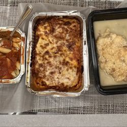 Garlic rolls; pasta; chicken parmesan; chicken franchaise; Caesar salad; broccoli