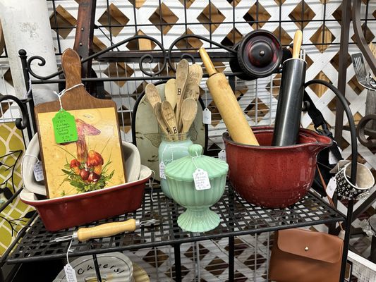 Knot antiques
ダイニングテーブル800 Knot On Main Street | Dunedin FL