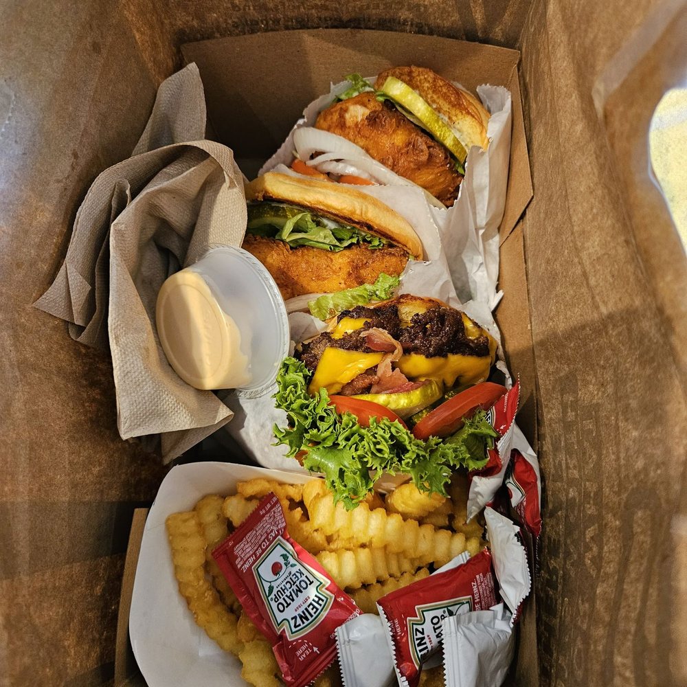 Shake Shack Ice Blocks - Free Chicken Sandwich with $10+ purchase on Sunday only. Order with code CHICKENSUNDAY - Burgers Near Me - Sacramento, California