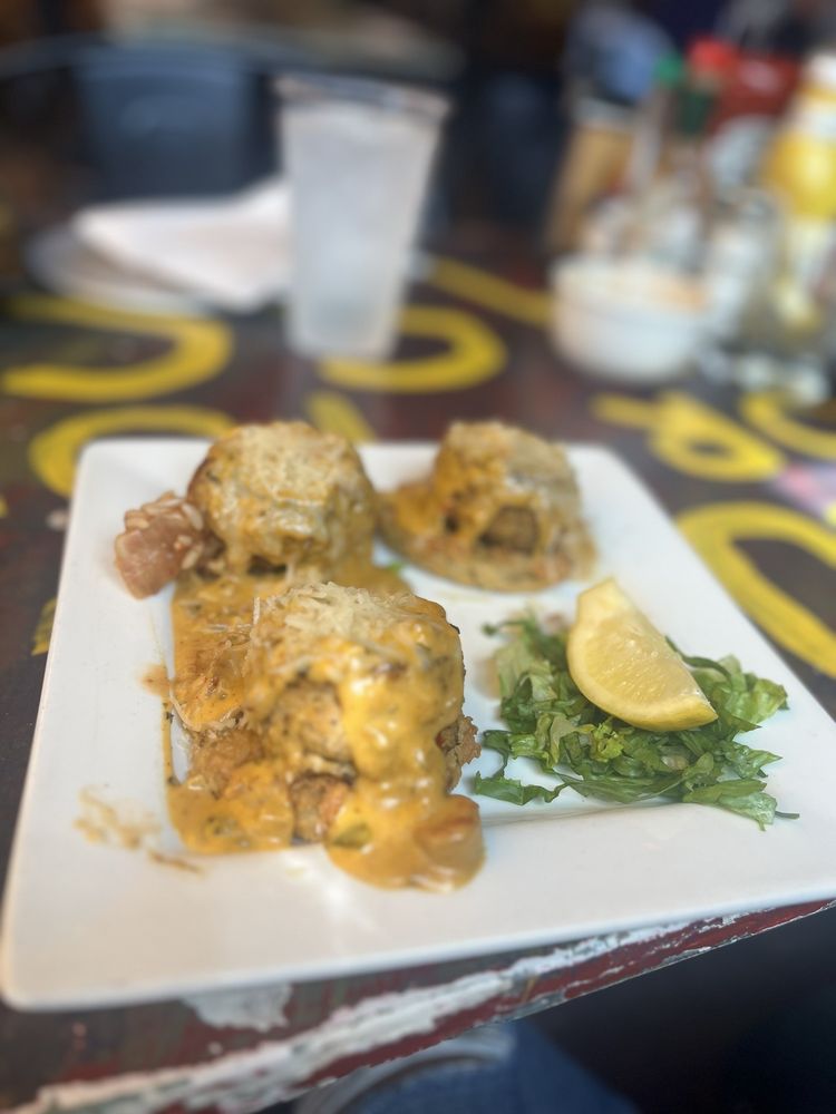 Social spots from Broadway Oyster Bar