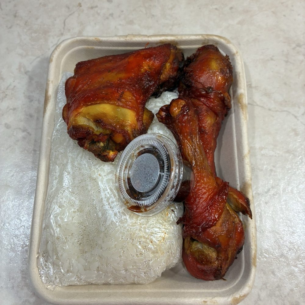 Sandy’s Chili - Chicken and sticky rice - Vietnamese Near Me - Fresno, California Sandy’s Chili - Chicken and sticky rice - Vietnamese Near Me - Fresno, California