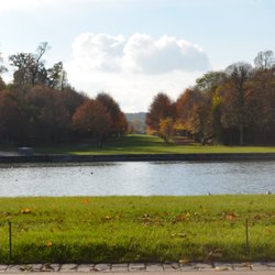Grand Canal du Chateau de Versailles - Chateau de Versailles Gardens